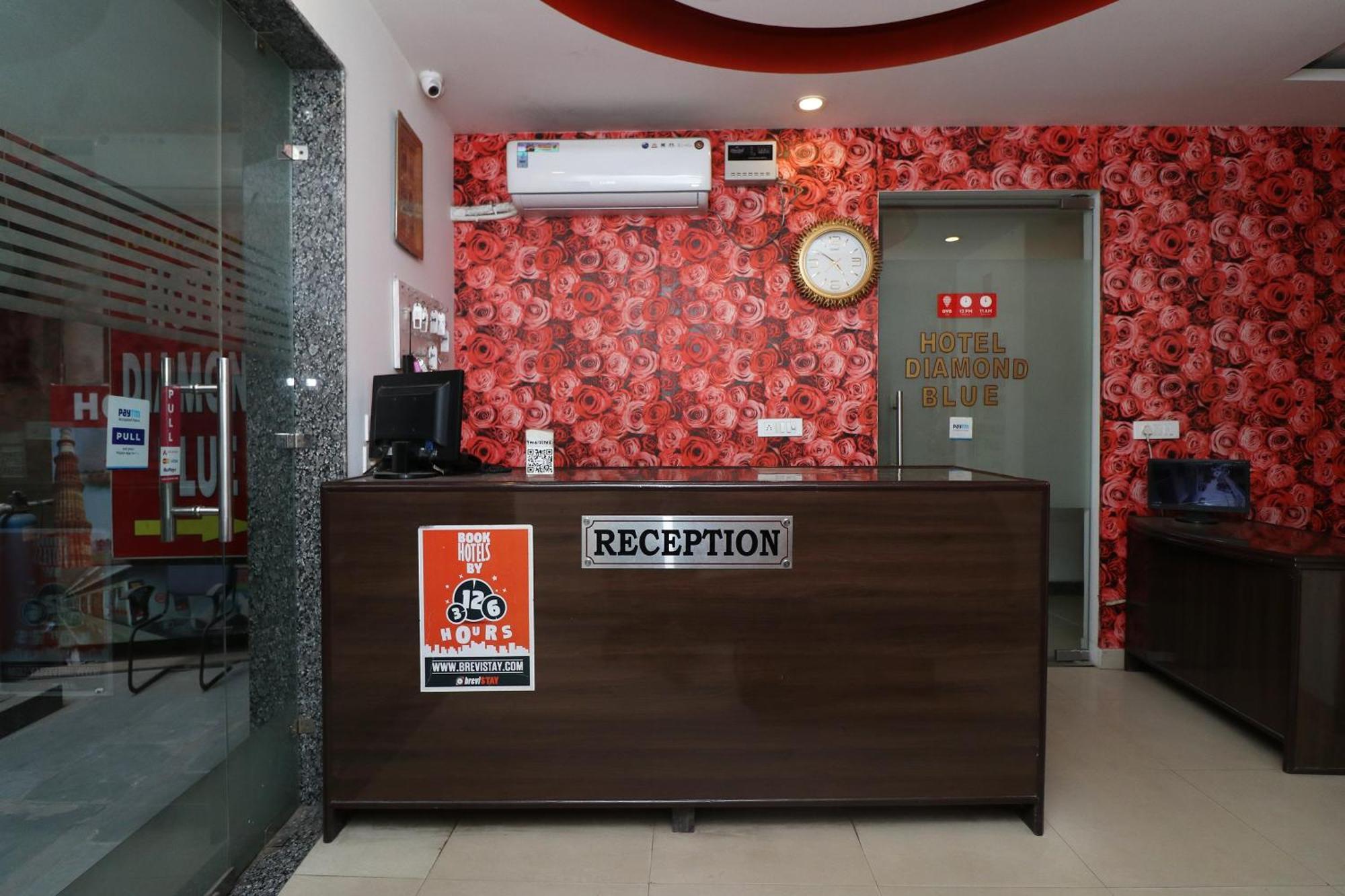 Oyo Flagship Hotel Daimond Нью-Дели Экстерьер фото
