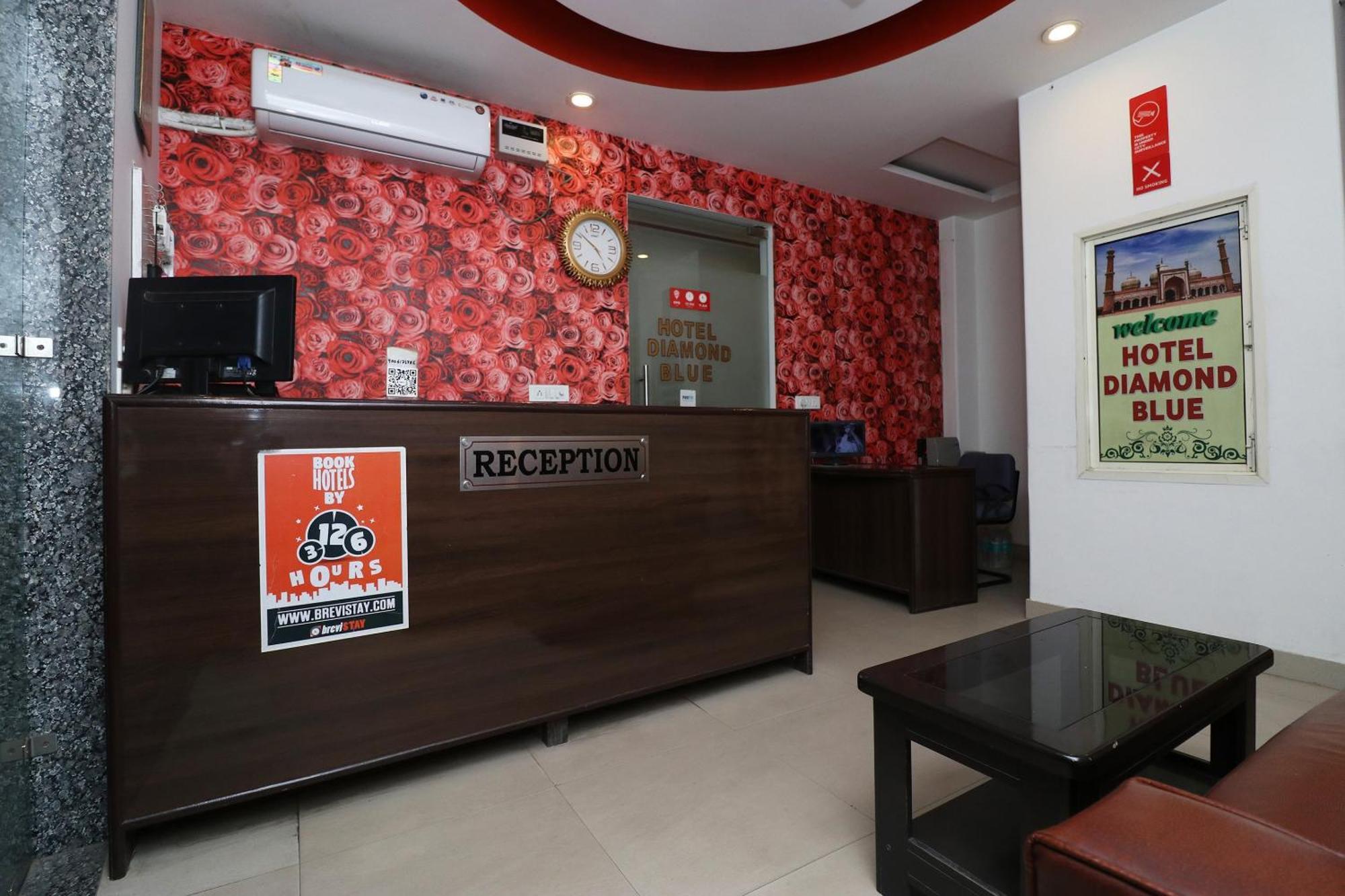 Oyo Flagship Hotel Daimond Нью-Дели Экстерьер фото